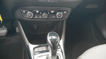 Bild 12 Opel Crossland (X) CROSSLAND X Elegance AT