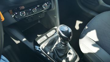 Bild 14 Opel CORSA F 1.2 Elegance