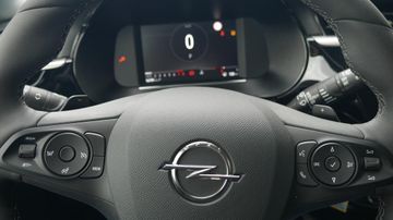 Bild 10 Opel Corsa F Elegance Automatik