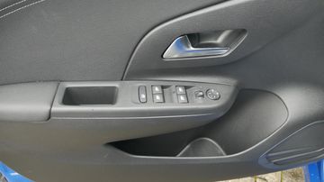 Bild 7 Opel Corsa F Elegance Automatik